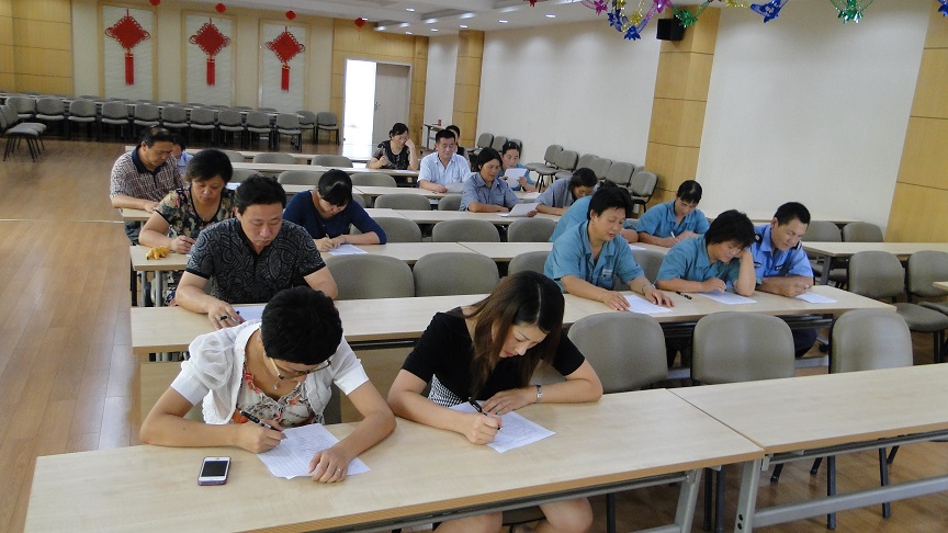 ˫�幫˾��չ����չ������������㡱�